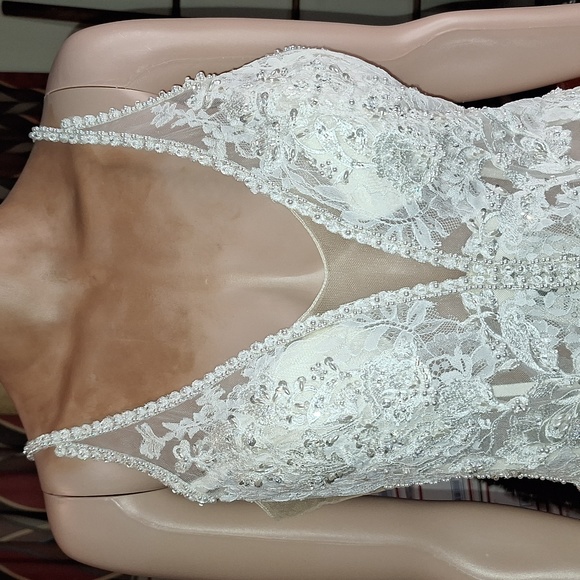 Two Hearts Wedding Chapel, LLC Dresses & Skirts - OJO Size US 12, Ivory A line #OJ1717